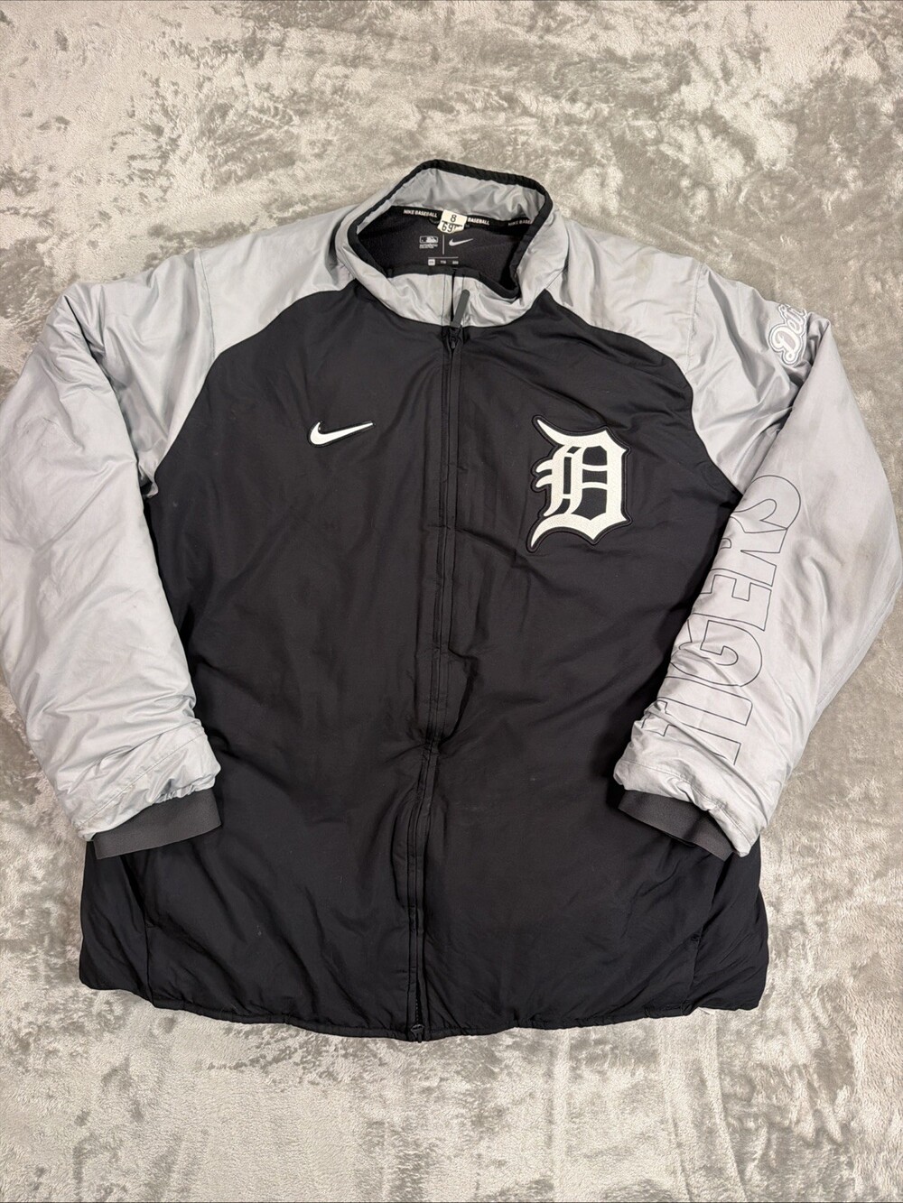 Nike Detroit Tigers Authentic Down Filled Home Dugout Jacket size Men's 2XL